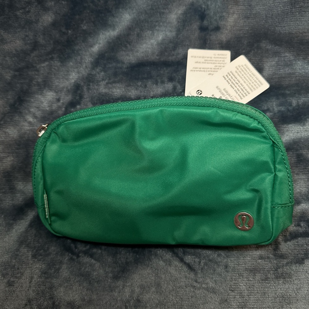 NWT Lululemon Fanny